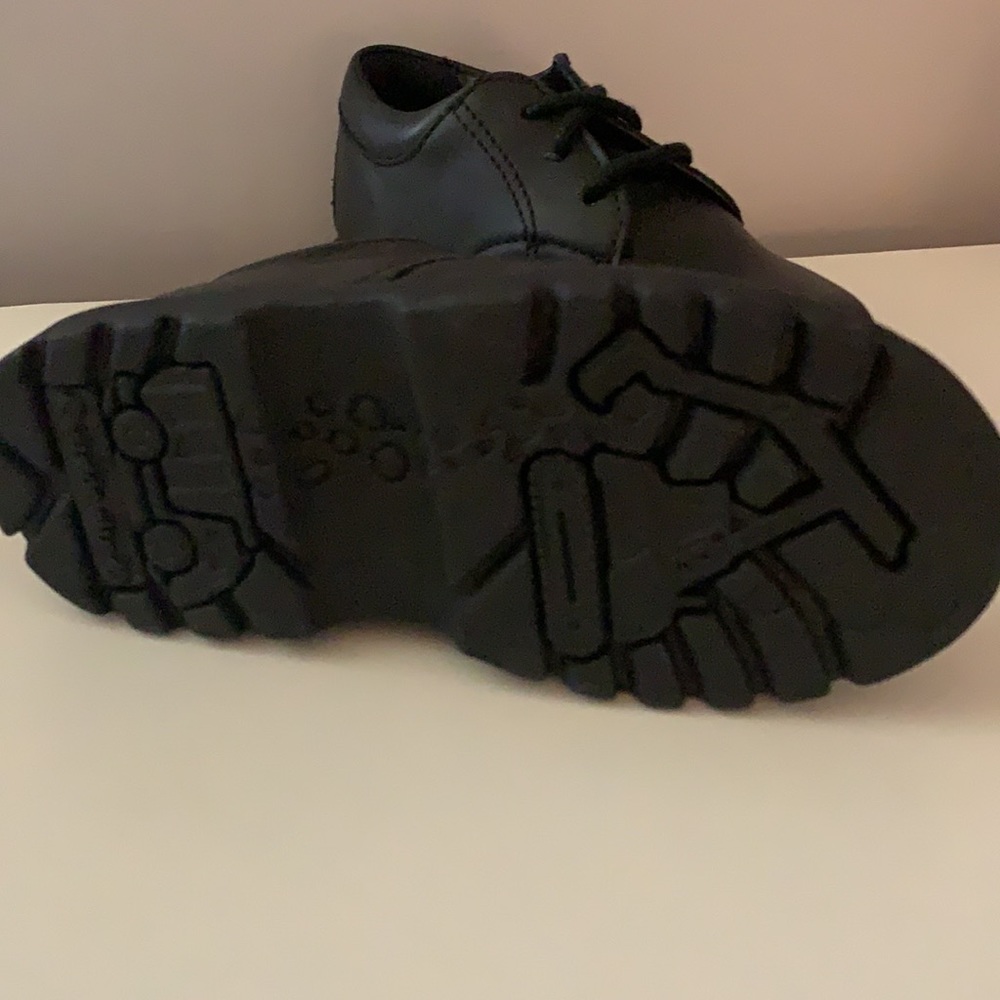 Black Leather Boys Shoes - Picture 4 of 5